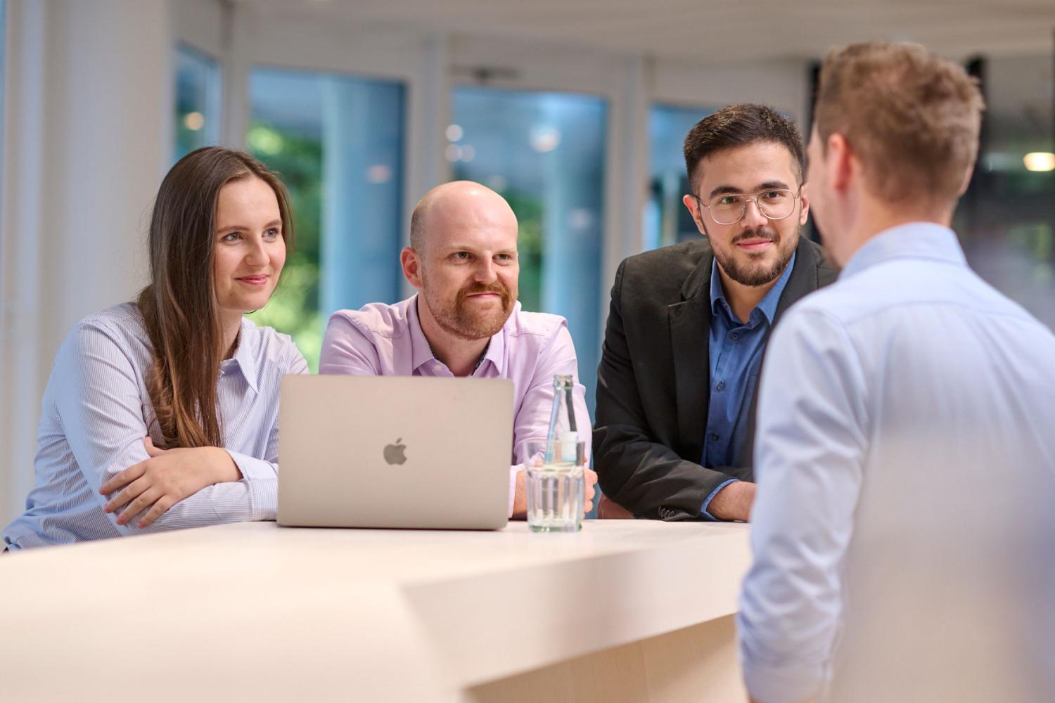 Globales Wachstum, Lokale Märkte